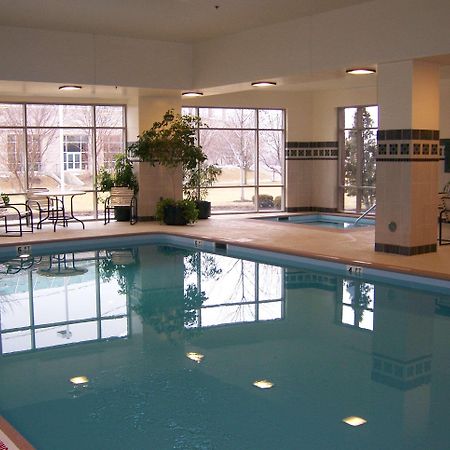 Wyndham Moline On John Deere Commons Hotel Екстериор снимка
