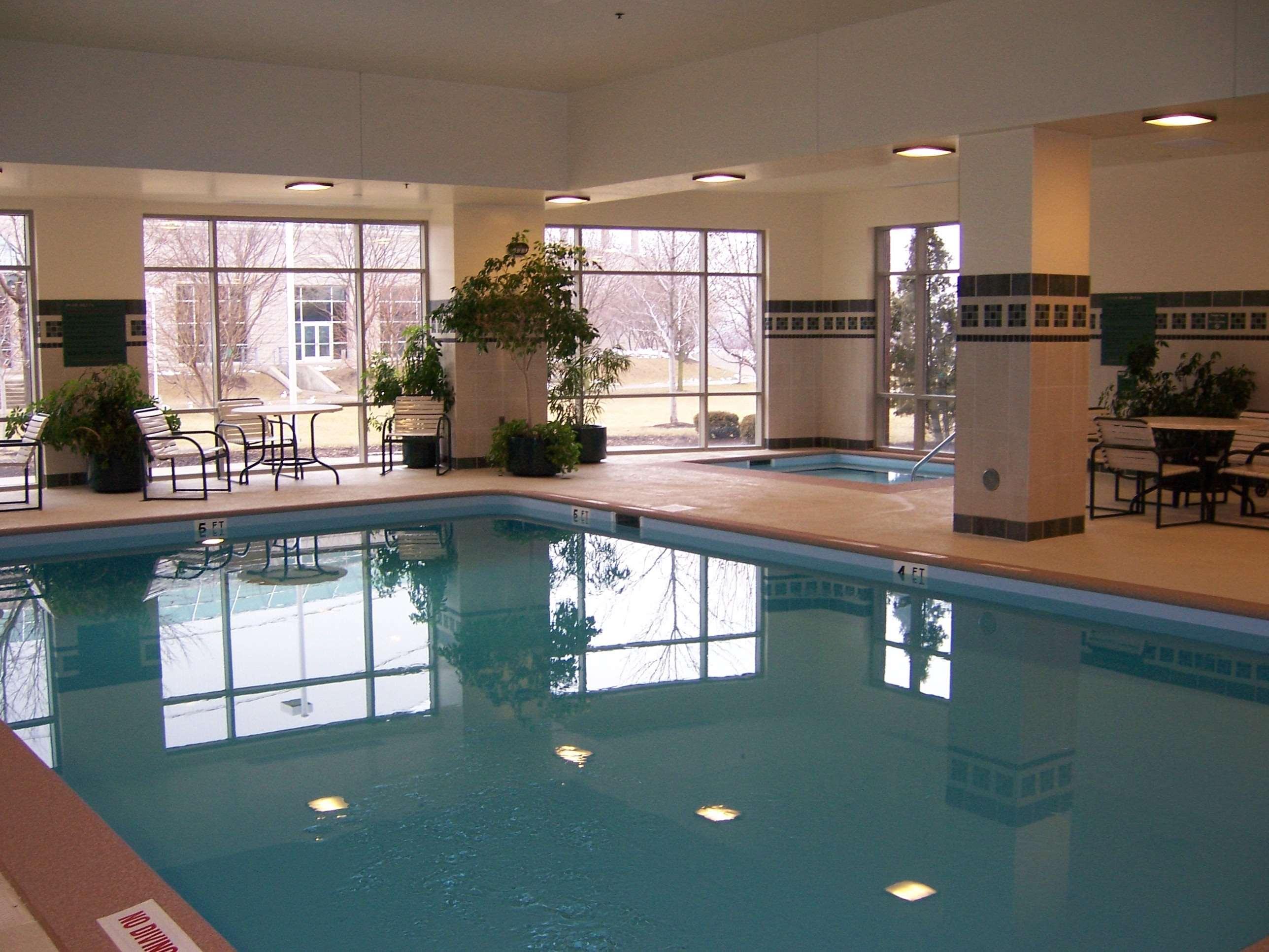 Wyndham Moline On John Deere Commons Hotel Екстериор снимка