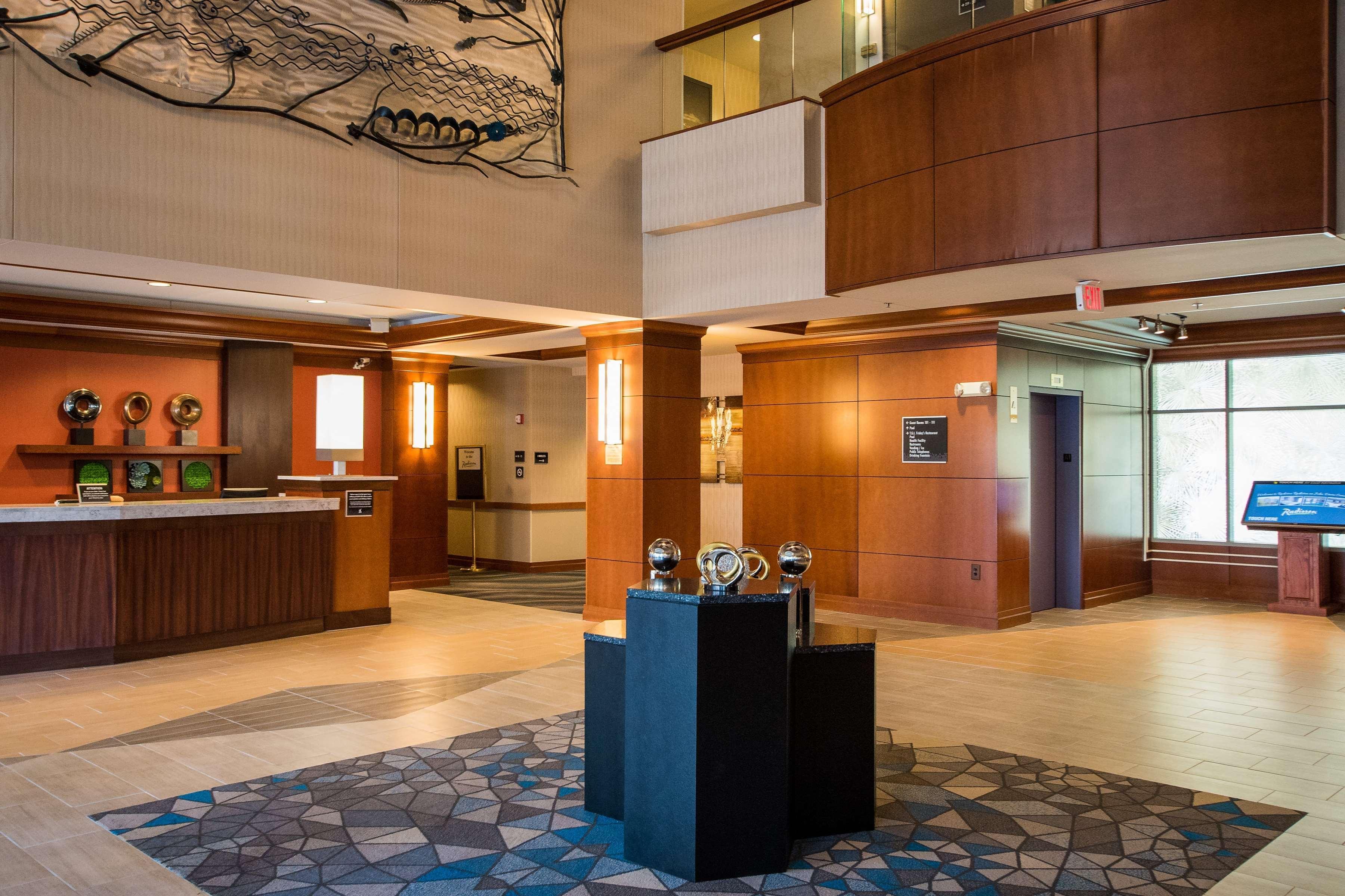 Wyndham Moline On John Deere Commons Hotel Екстериор снимка