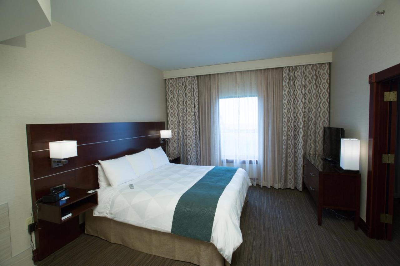 Wyndham Moline On John Deere Commons Hotel Екстериор снимка